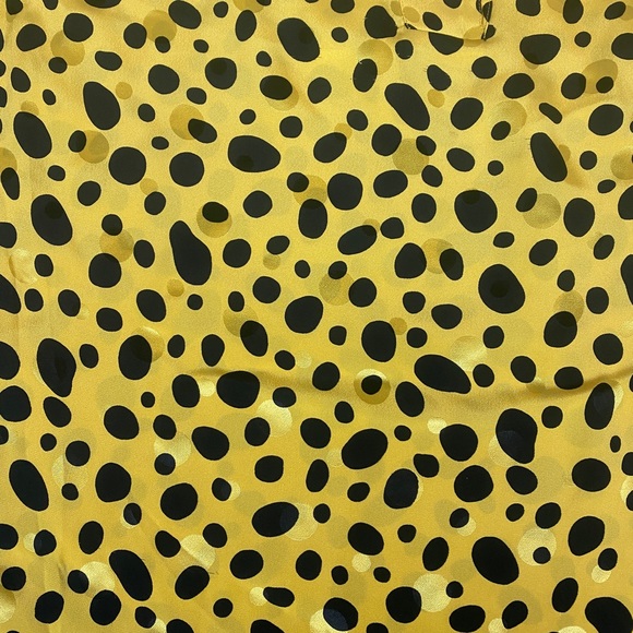 VINTAGE The Very Thing! 80s 90s Yellow & Black Polkadot Silk Blouse - Picture 8 of 11